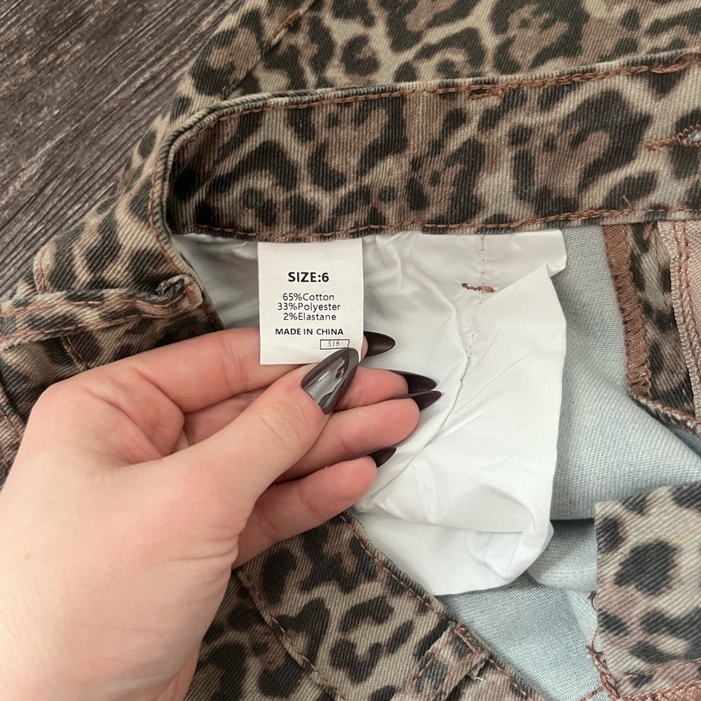 Leopard Print Wide Leg Pants - Neutral Animal Print - Picture 2 of 2
